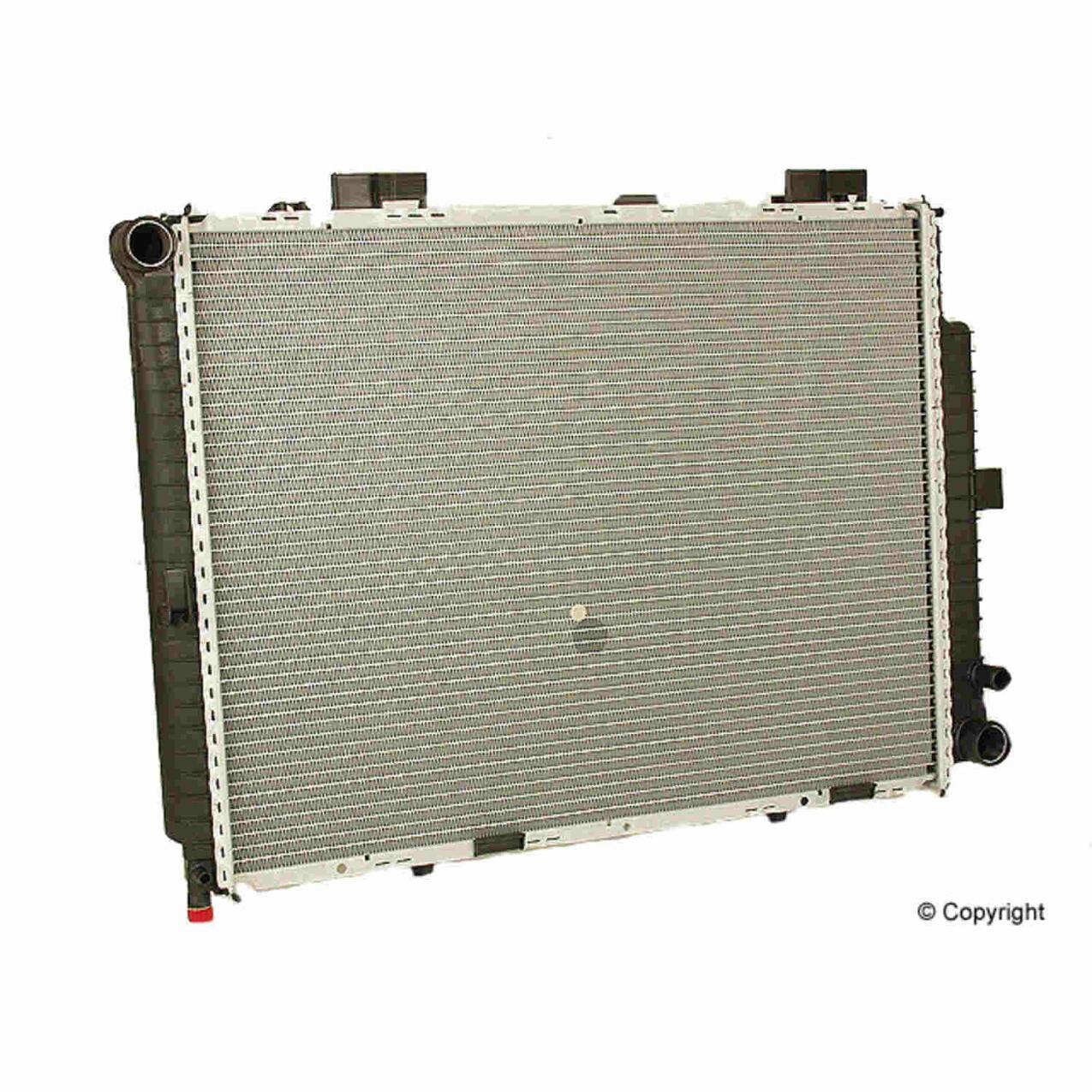 Mercedes Radiator 2105001203 - Behr Premium 376711151